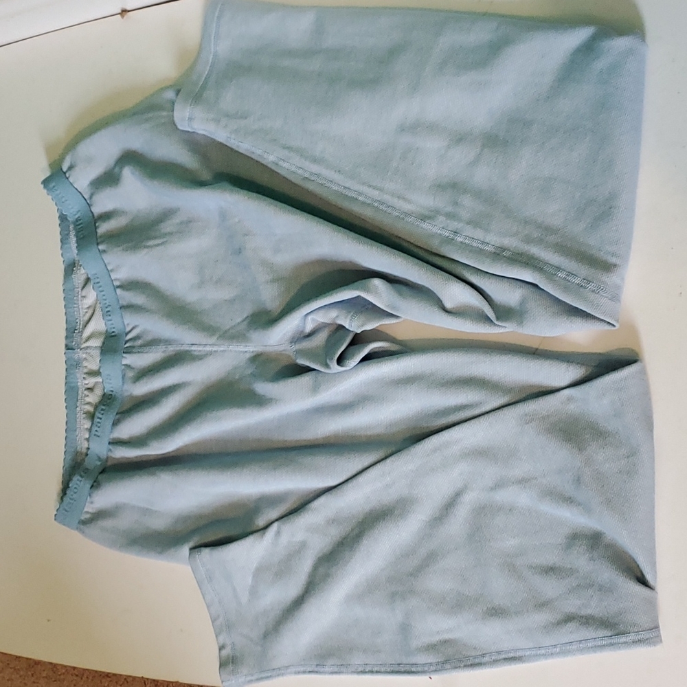 Patagonia women's L light blue performance base layer - Picture 5 of 6